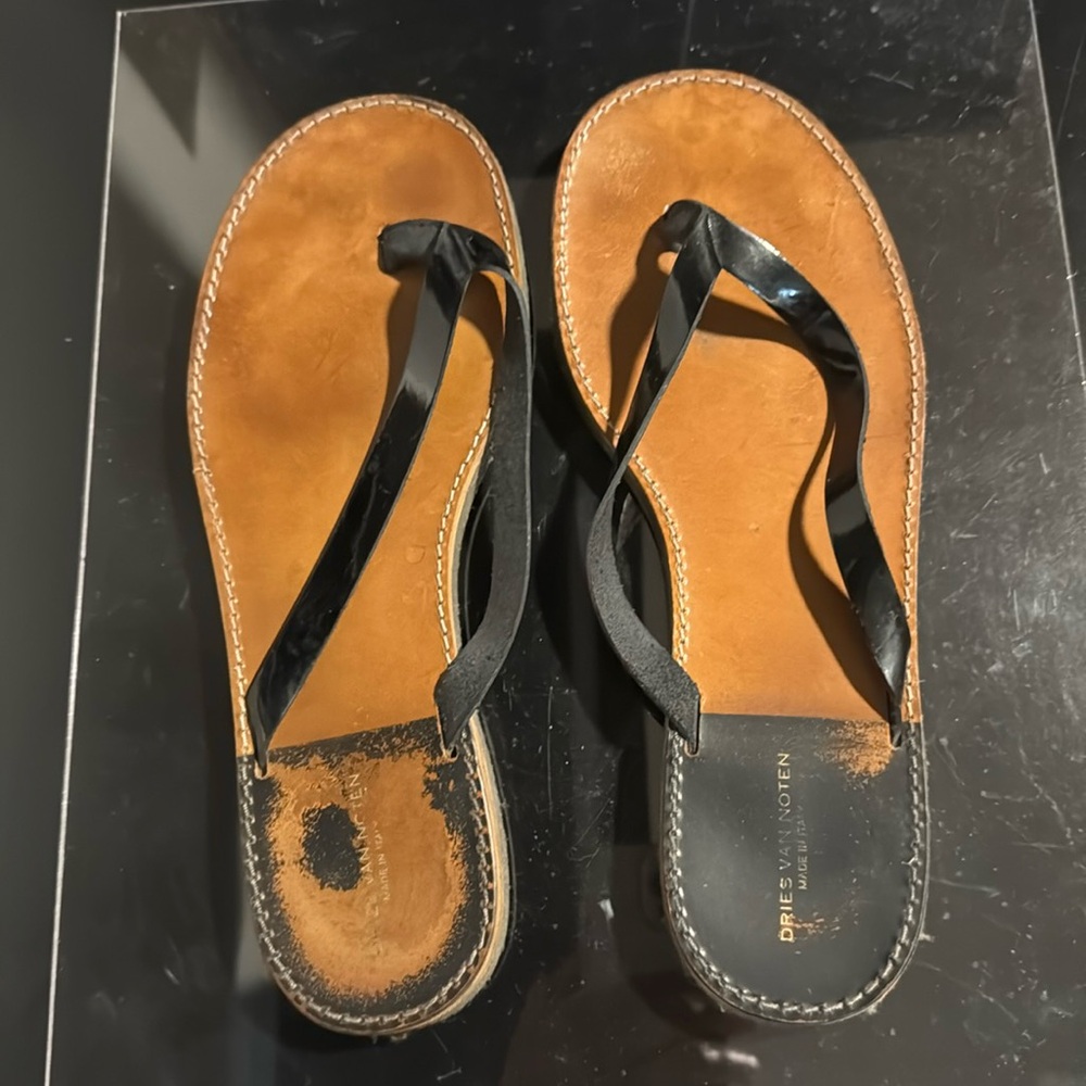 Vintage Dries Van Noten flip flop, with patent leather thong